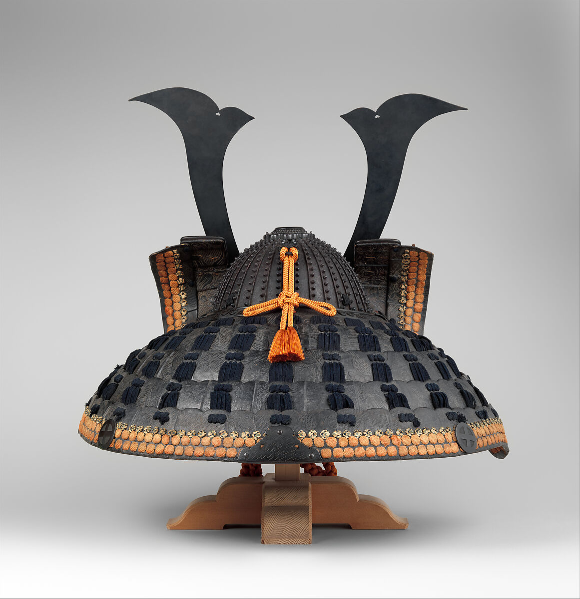 Helmet (<i>Hoshi Kabuto</i>), Iron, lacquer, leather, silk, copper-gold alloy (<i>shakudō</i>), Japanese