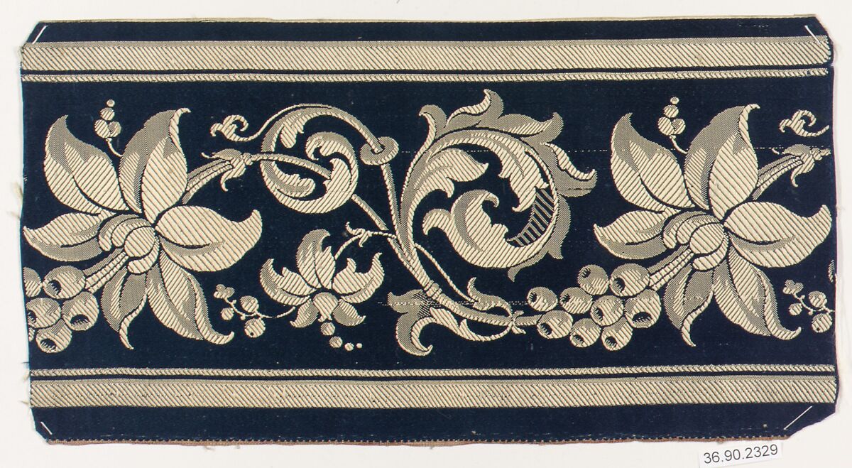 Pieces (9), Silk, French