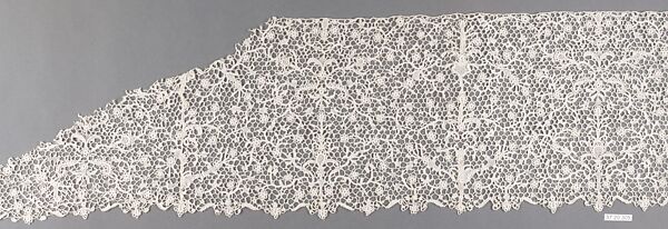 Part of a flounce (one of six), Needle lace, possibly French