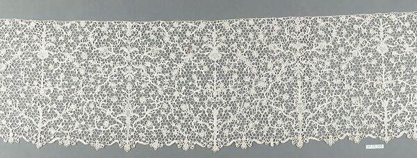 Part of a flounce (one of six), Needle lace, possibly French