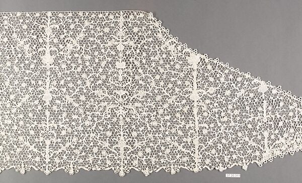 Part of a flounce (one of two), Needle lace, possibly French