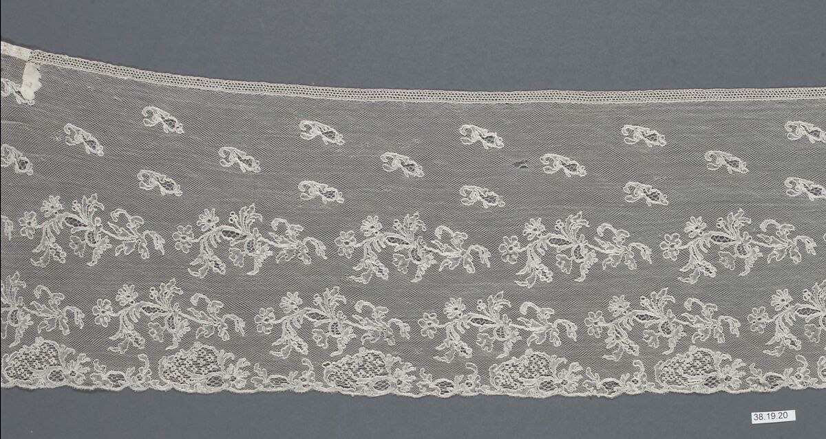 Flounce, Bobbin lace, Mechlin lace, Flemish