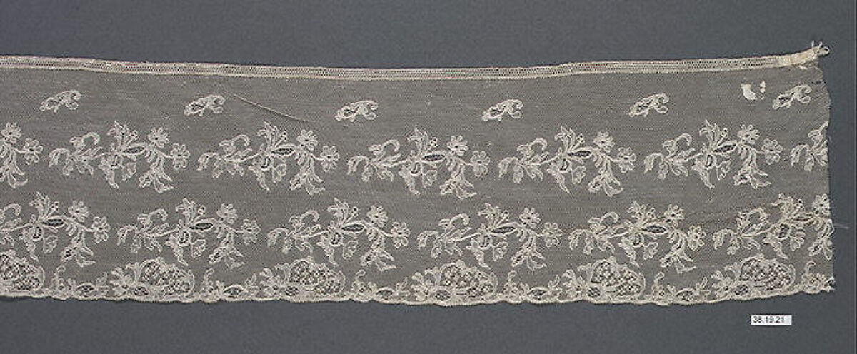 Flounce, Bobbin lace, Mechlin lace, Flemish 