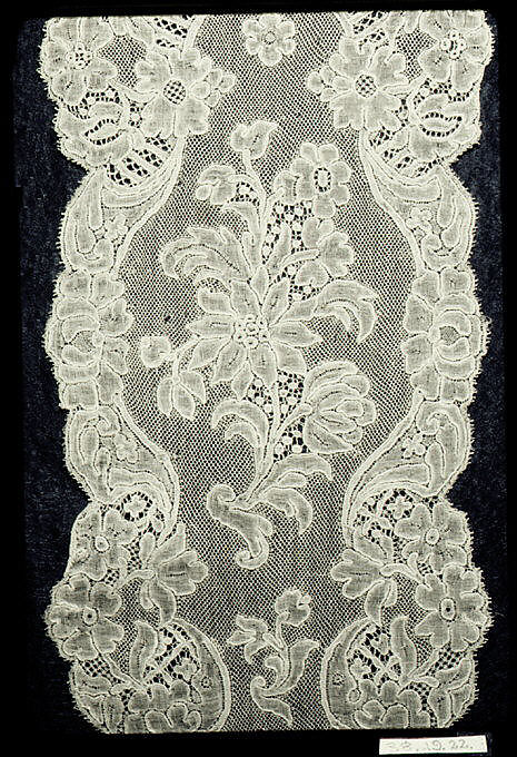 Pair of lappets, Bobbin lace, Flemish