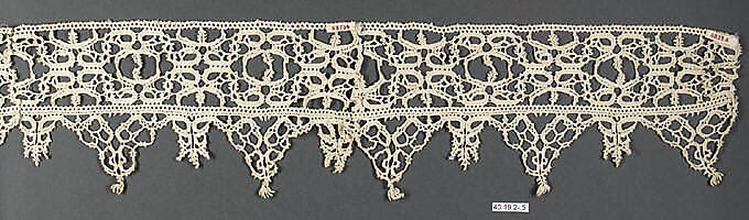 Border and fragments (3), Bobbin lace, Italian, Venice 