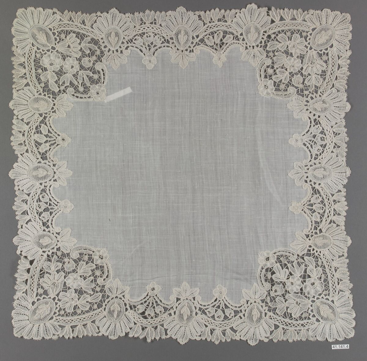 Handkerchief, Bobbin lace, Duchesse lace, linen, Belgian