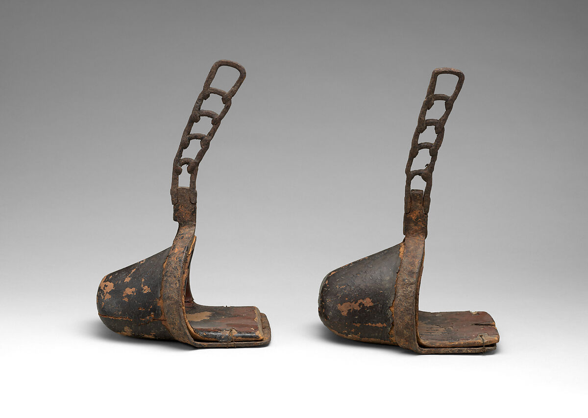 Pair of Stirrups (<i>Tsubo Abumi</i>), Iron, wood, lacquer, Japanese 