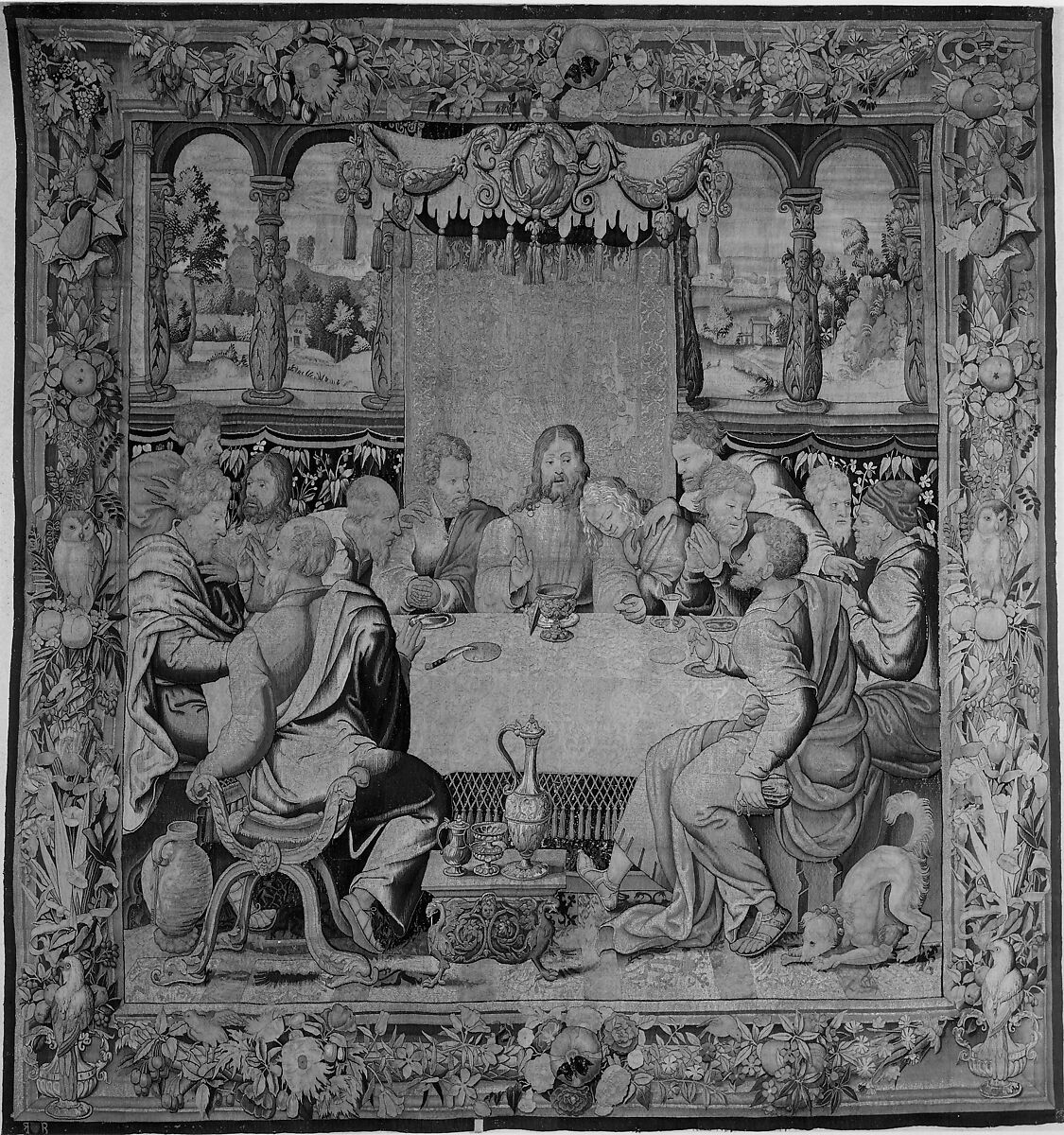 The Last Supper, Michiel Coxie (I) (Netherlandish, Mechelen ca. 1499–1592 Mechelen)  , prob., Wool, silk, silver-gilt, silver thread (18-19 warps per inch, 7-8 per cm.), Netherlandish, Brussels 