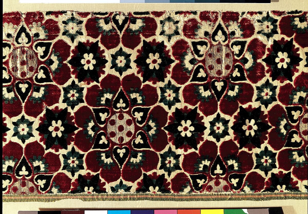 Polychrome velvet with a variation on a Medici emblem, Woven silk and metal-wrapped thread, Italian, probably Florence