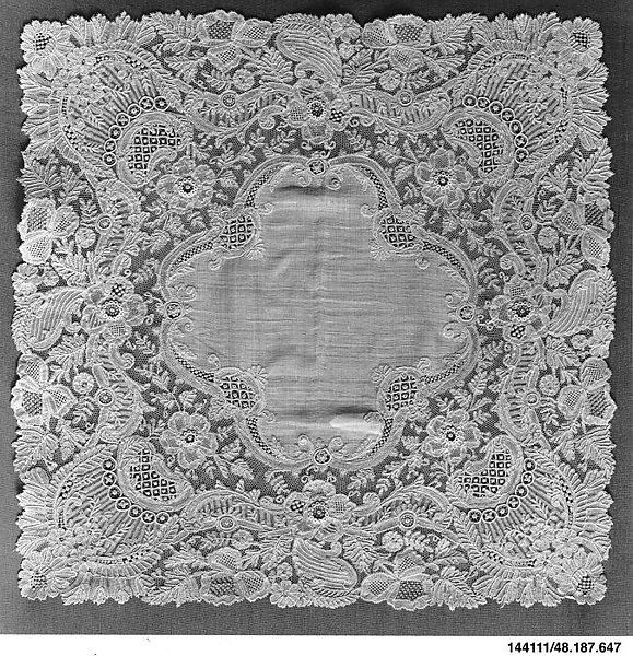 Handkerchief, Bobbin lace, needle lace, Brussles mixed lace, linen, Belgian 