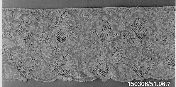 Flounce, Bobbin lace, Flemish, Brabant 