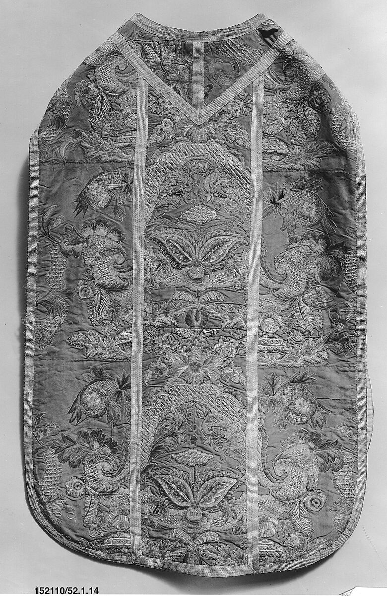 Chasuble, Silk and metal thread on silk, Italian or Central European 