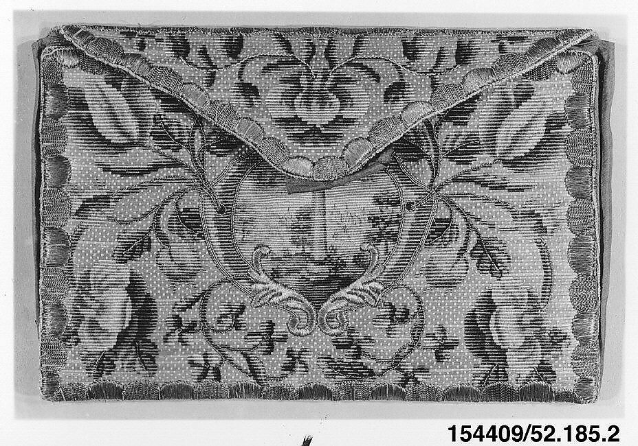 Étui, Straw, silk, and metal thread; metal spangles; silk lining, Italian or French