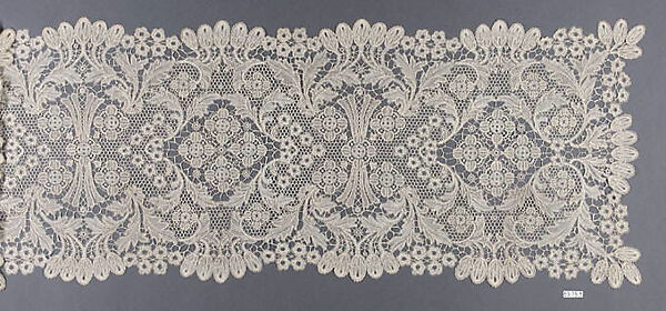 Table scarf, Bobbin lace, German, Dresden 