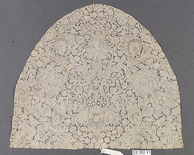 Cap crown, Bobbin lace, point d'Angleterre, Flemish, Brussels 