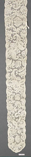 Joined pair of lappets