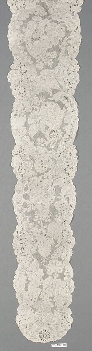Pair of lappets, Bobbin lace, point d'Angleterre, Flemish, Brussels
