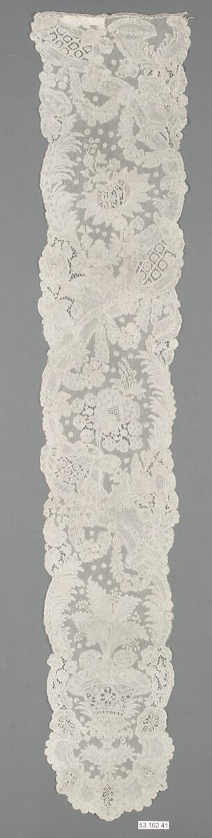 Pair of lappets, Bobbin lace, point d'Angleterre, Flemish, Brussels
