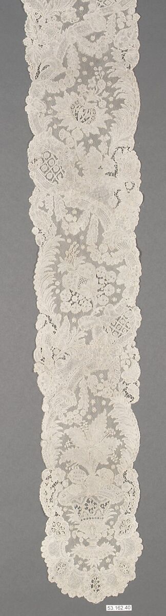 Pair of lappets, Bobbin lace, point d'Angleterre, Flemish, Brussels