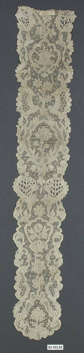 Lappet (one of a pair), Needle lace, point d’Alençon, French