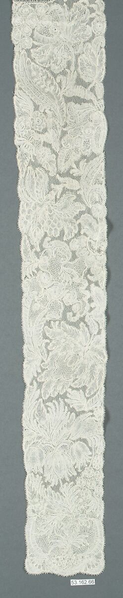 Pair of lappets and joined cap edging, Bobbin lace, point d'Angleterre, Flemish, Brussels