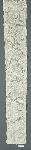 Pair of lappets and joined cap edging