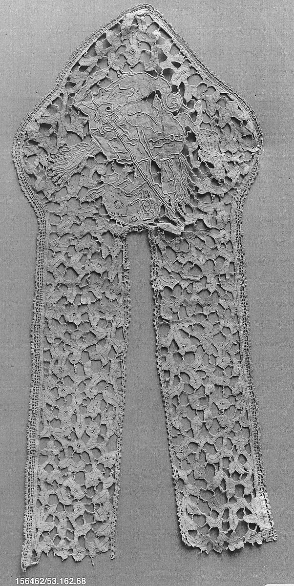 Decoration from an alb, Bobbin lace, Italian 