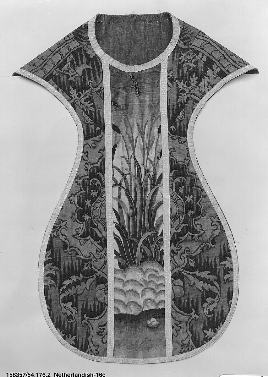 Chasuble with the Gathering of the Manna, After a print by Hieronymus (Jerome) Wierix (Netherlandish, ca. 1553–1619 Antwerp), Wool, silk, linen (16-18 warps per inch, 6-7 per cm.), Netherlandish, probably Gouda