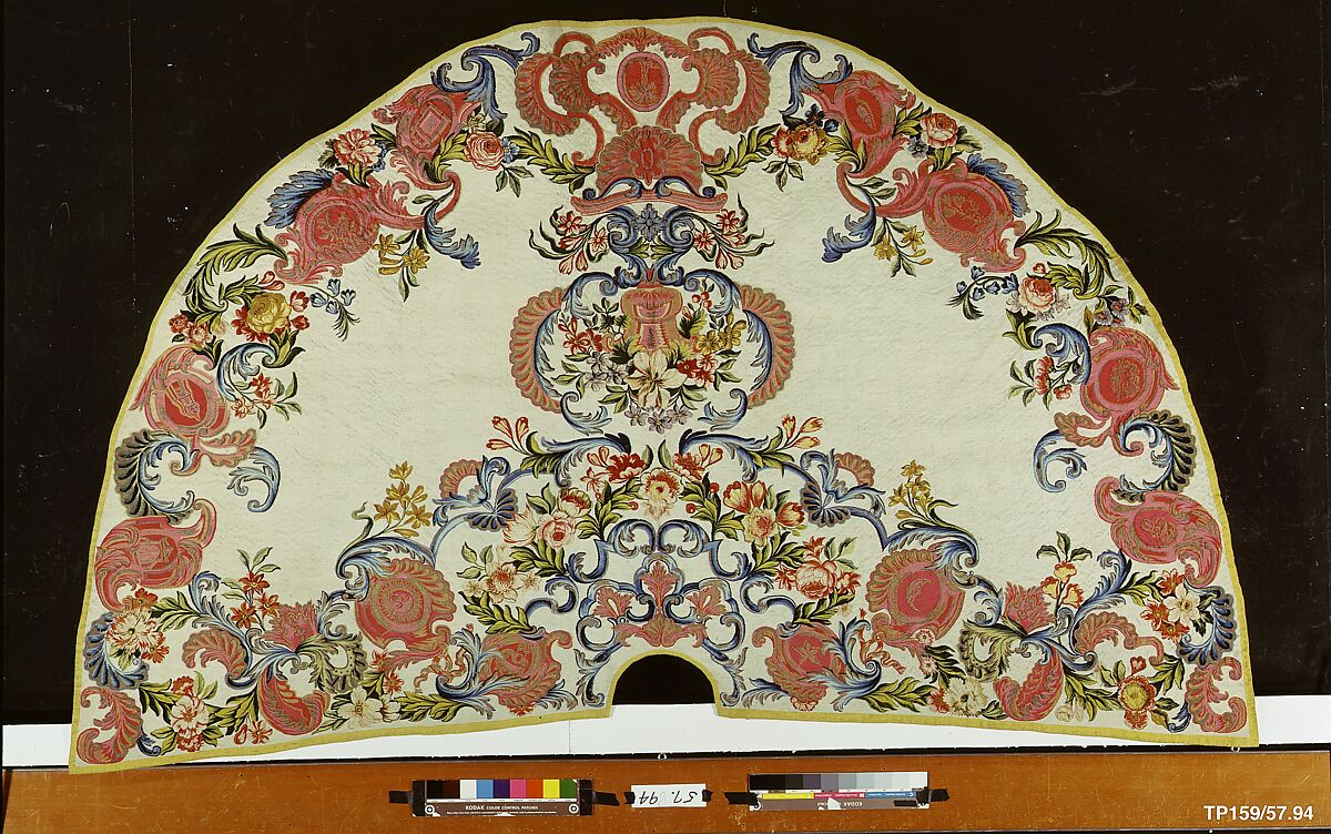 Mantle, Probably woven by workshop of Franciszek Glaise (active 1743–58), Silk and silver-gilt thread (22-28 warps per inch, 10-12 per cm.), Polish, Cracow