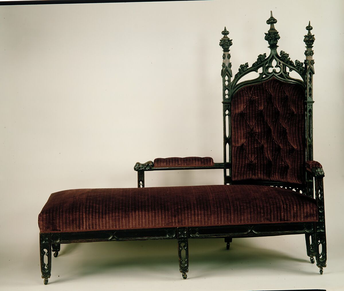 Couch, Oak, chestnut, cedar, American