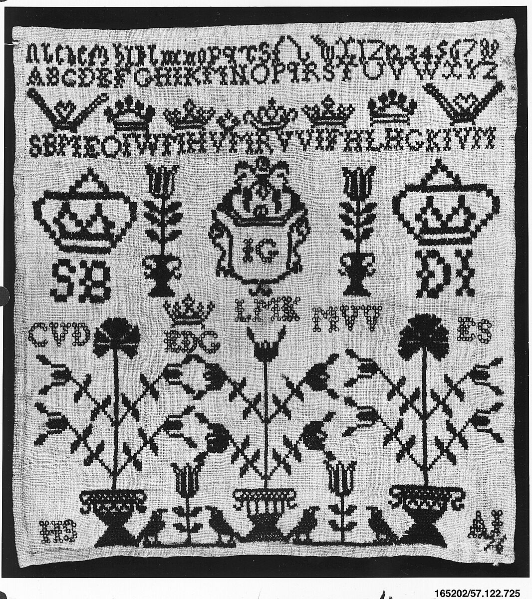 Sampler, Probably made in the Diaconieweeshuis, Amsterdam, Silk on linen, Dutch 