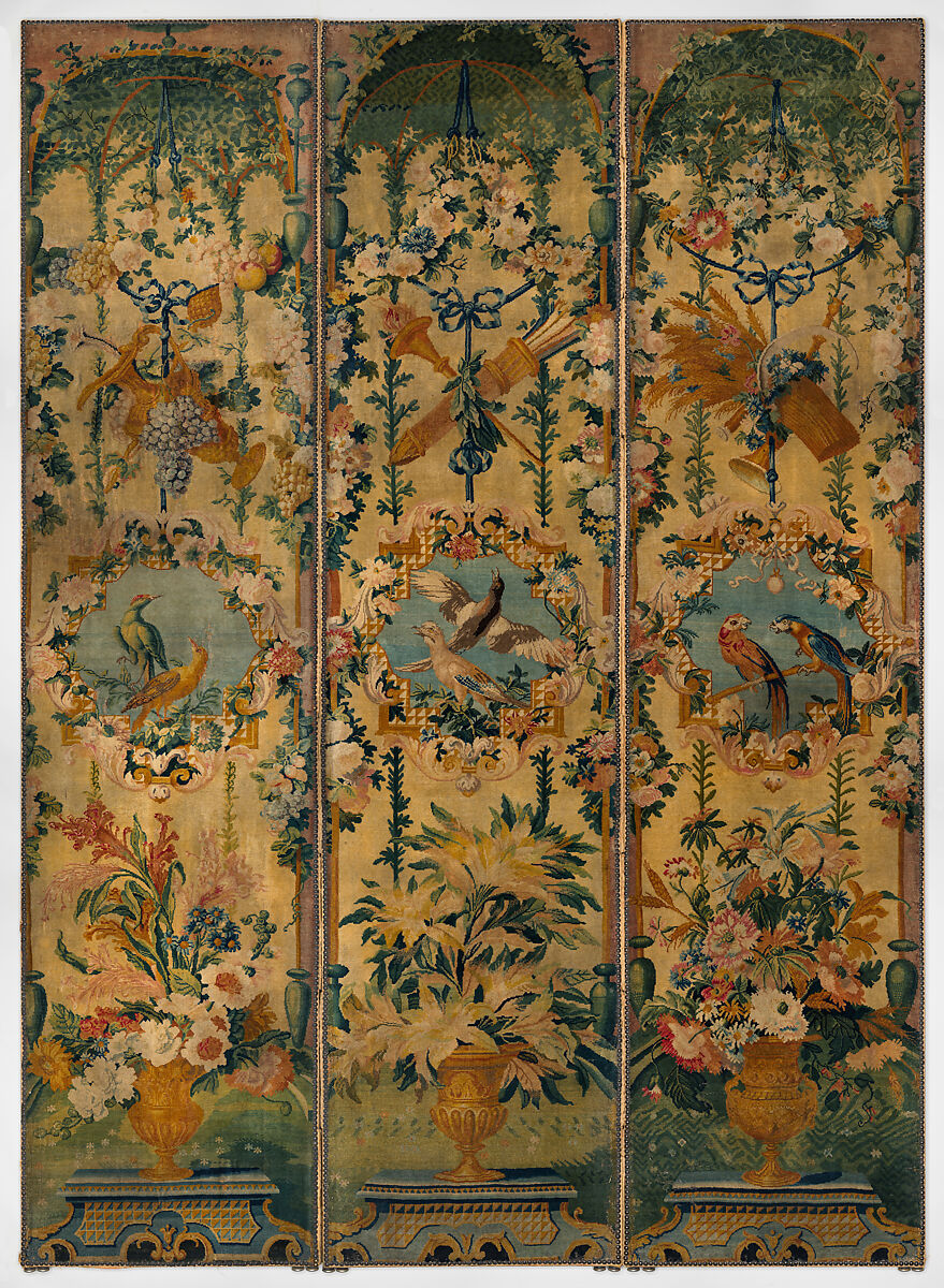 Trophies and birds, Savonnerie Manufactory (Manufactory, established 1626; Manufacture Royale, established 1663), Wool (120 knots per sq. inch, 19 per sq. cm.), French, Paris