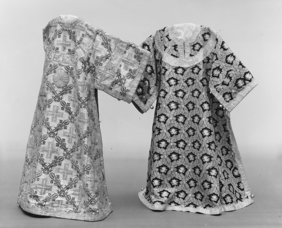 Saccos, Silk and metal thread, Russian