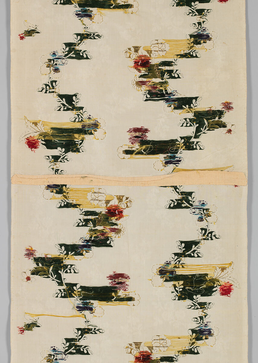 Piece, Silk and metal thread, British, London, Spitalfields