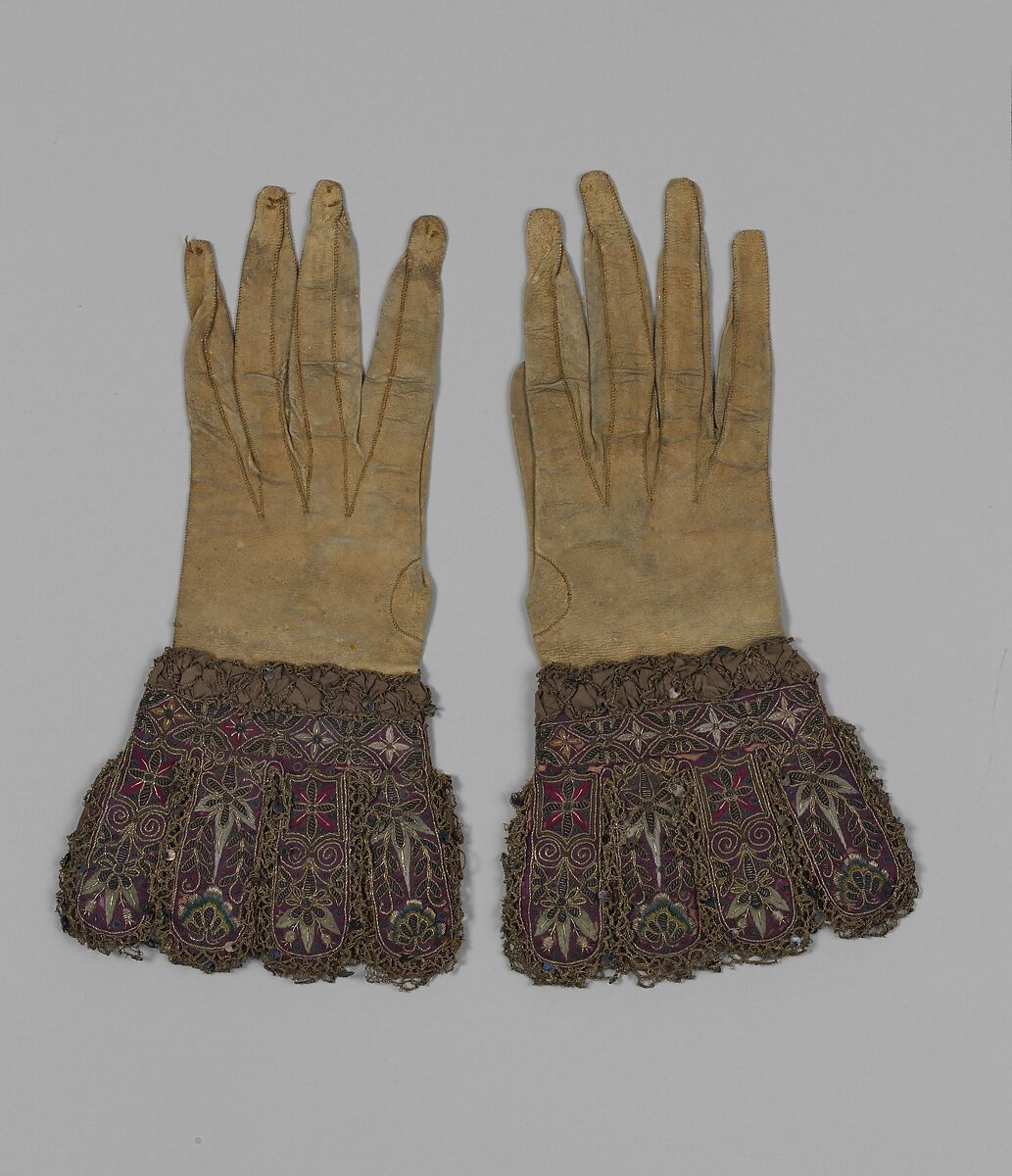 Pair of gloves, Silk and metal thread on linen, British 