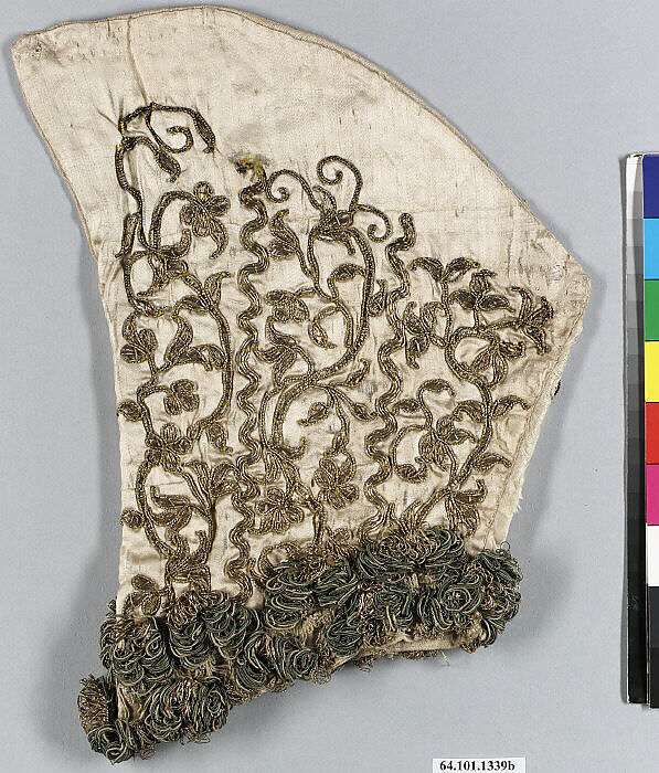 Pair of short dress sleeves, Metal thread on satin, British