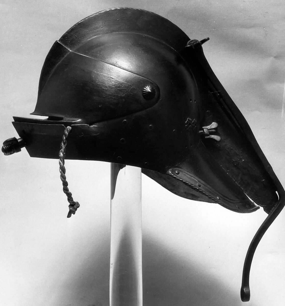 Jousting Armor (Rennzeug) 
and Matching Half-Shaffron, Steel, leather, paint, German, probably Dresden or Annaberg