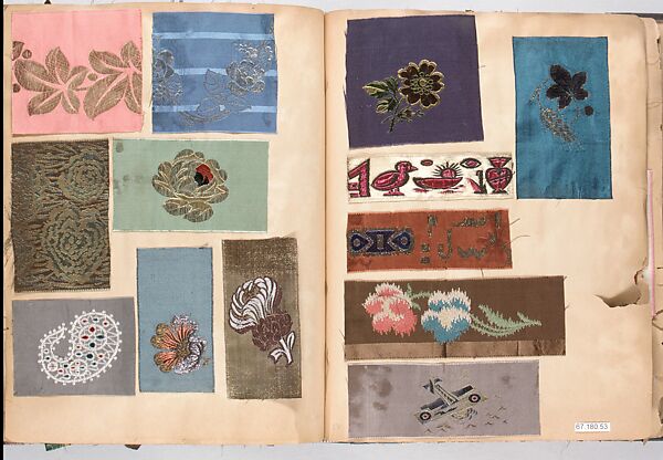 Patterned silks (12 books), French 