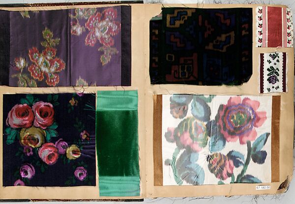 Patterned silks (12 books), Silk, French