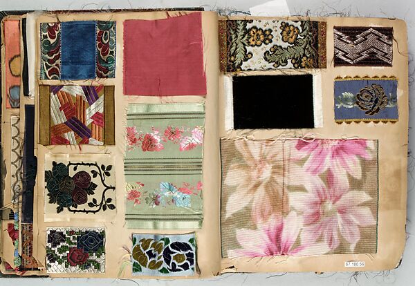 Patterned silks (12 books), Silk, French