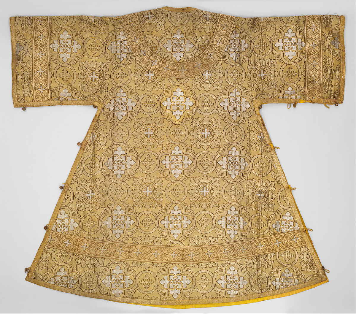 Saccos, Silk and metal thread, Russian
