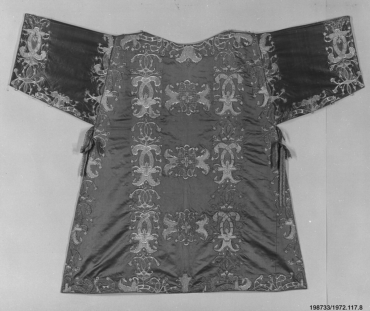 Dalmatic (one of a pair), Silk, metal thread, cotton, Austrian 