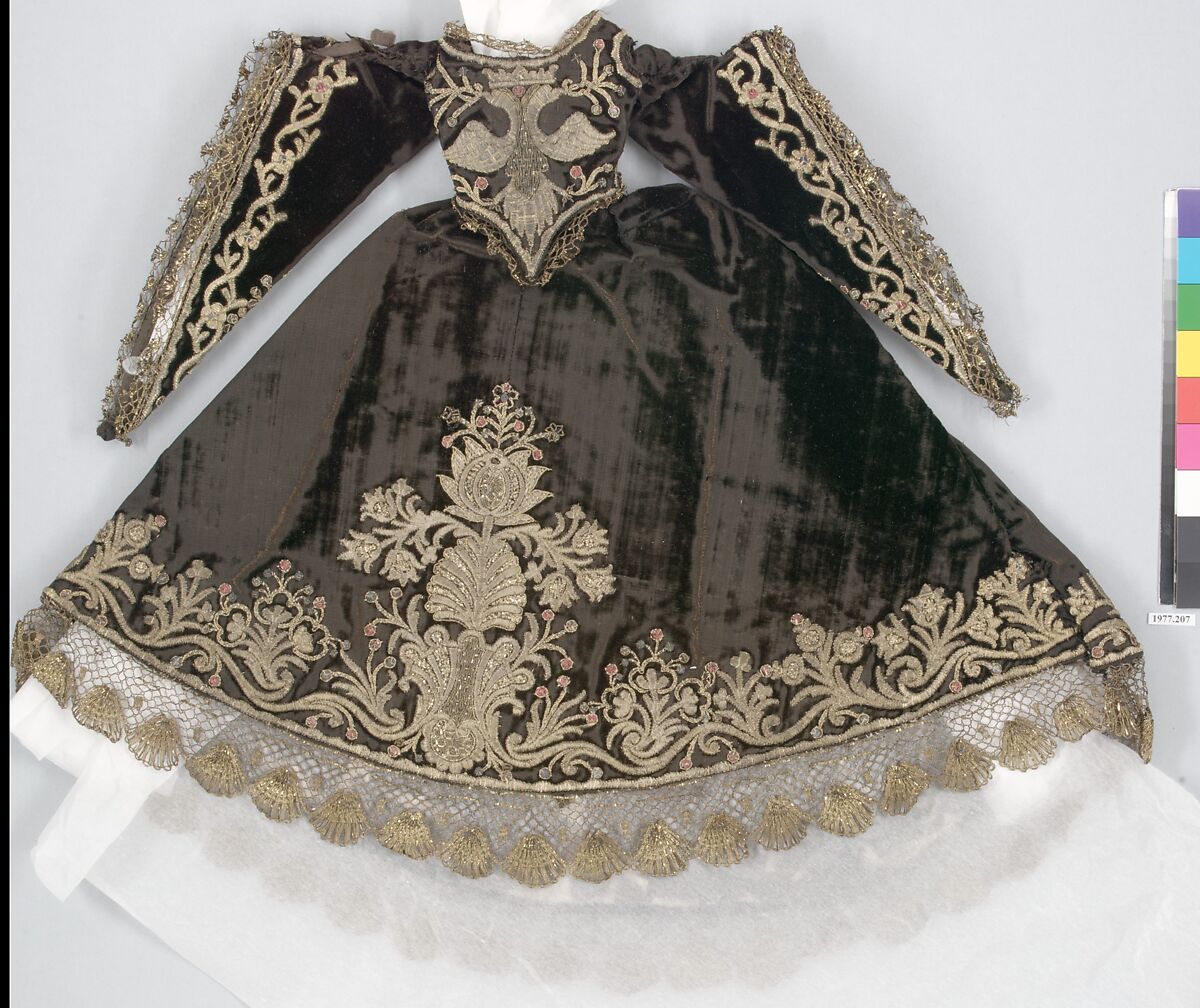 Statue robe, Silk, metal thread, Hungarian