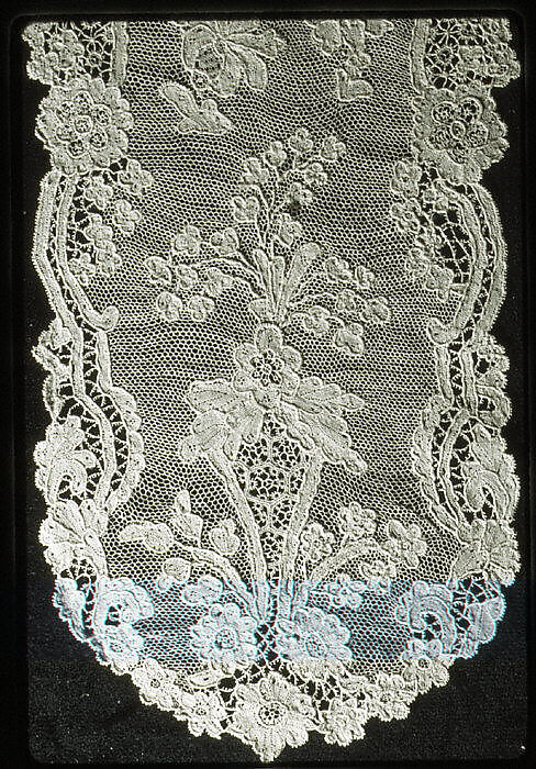 Joined lappets, Needle lace, point d’Alençon, linen, French or Italian, Venice (Burano) 