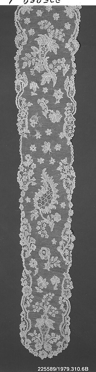 Joined lappets, Needle lace, point d’Alençon, linen, French or Italian, Venice (Burano) 