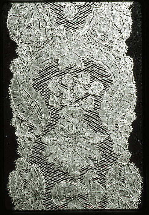 Pair of lappets and papillon, Bobbin lace, Brussels lace, point d'Angleterre, linen, Flemish