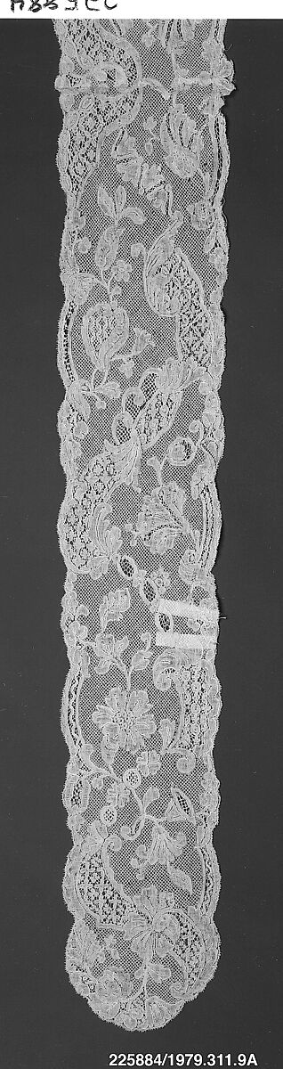 Two joined lappets, Mechlin, Linen, bobbin lace, Flemish, Malines 