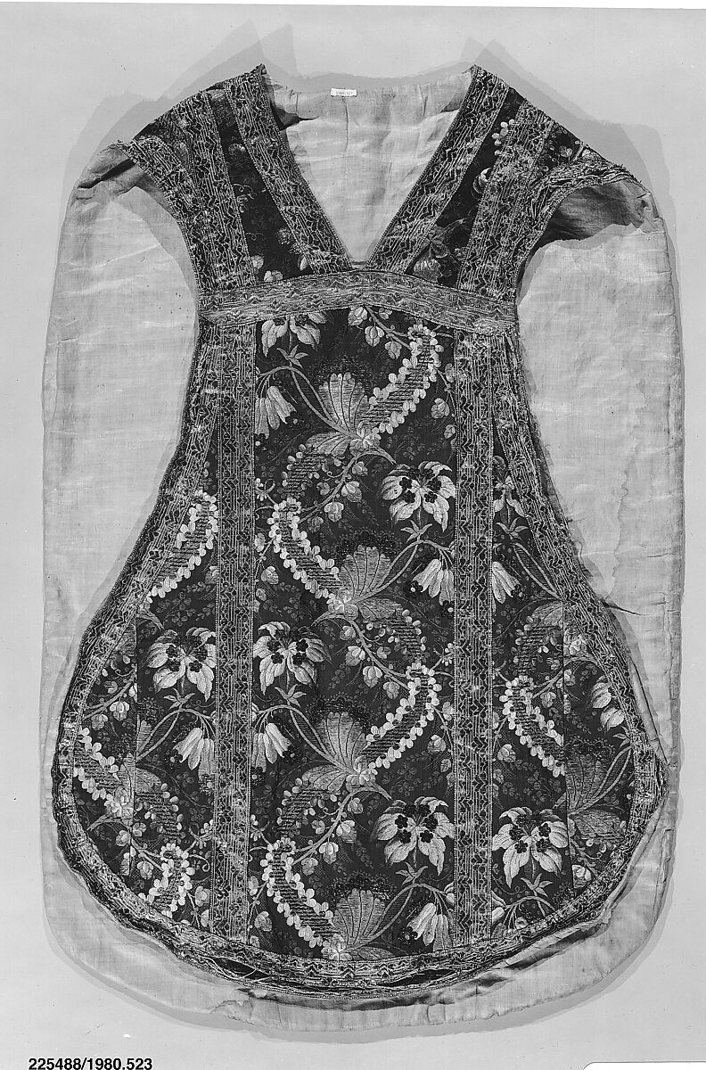 Chasuble, Silk, gilt metal, bast, French