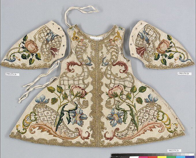 Statue robe, Silk, metal thread, linen, Austrian 