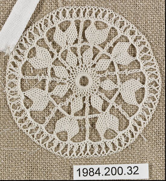 Small roundel, Cotton, needle lace, Armenian
